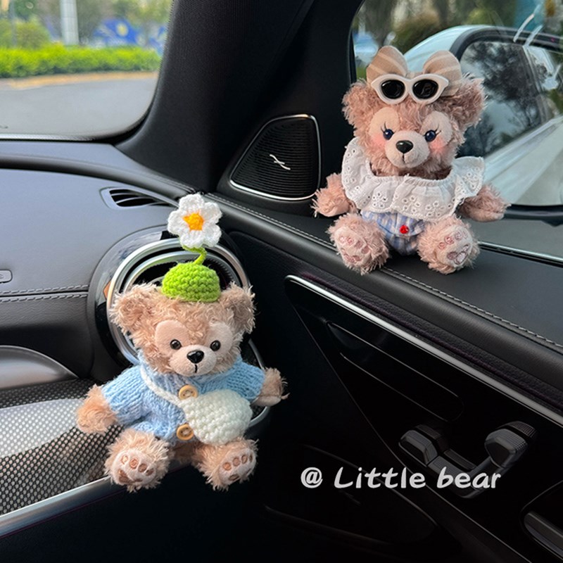 雪莉玫达菲车载香薰汽车空调出风口装饰品可爱公仔摆件车内香氛女