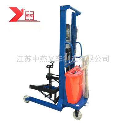 半动油桶堆高车油转桶倒料车油桶装卸156油电桶车翻车