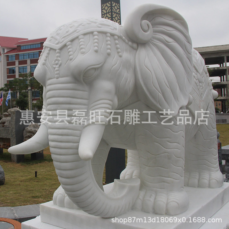 晚霞红石雕大象门口摆放质优价廉