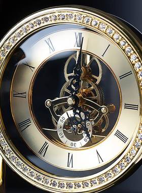 轻奢现代属高档座钟家居客厅酒装饰台品摆件创意办公001柜桌式金