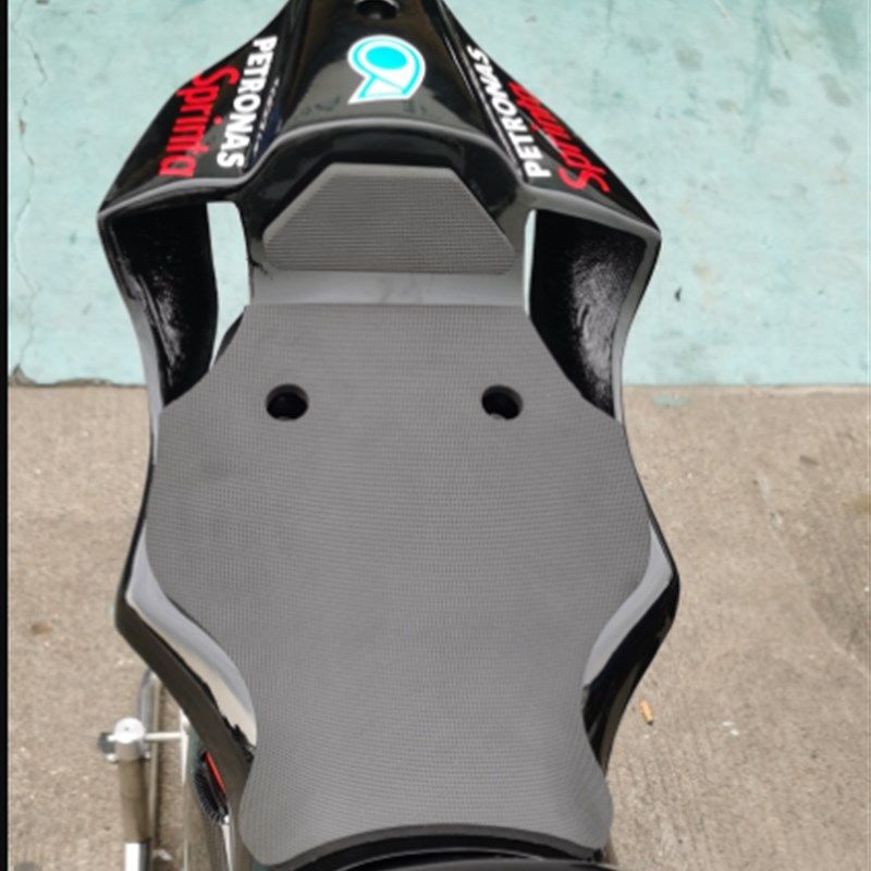 赛车坐垫棉R6防滑坐垫ZX6R海绵垫R3赛道专用背胶自粘坐垫