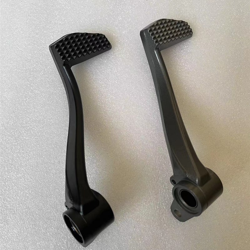 长江450bobbie700 400后刹车脚踏板脚刹车踏板 650边三轮后刹脚踏