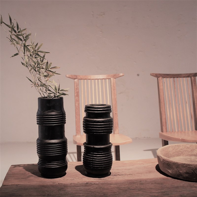 实木圆柱花瓶摆件碳化黑花器客厅插花民宿艺术家居侘寂风软装饰品