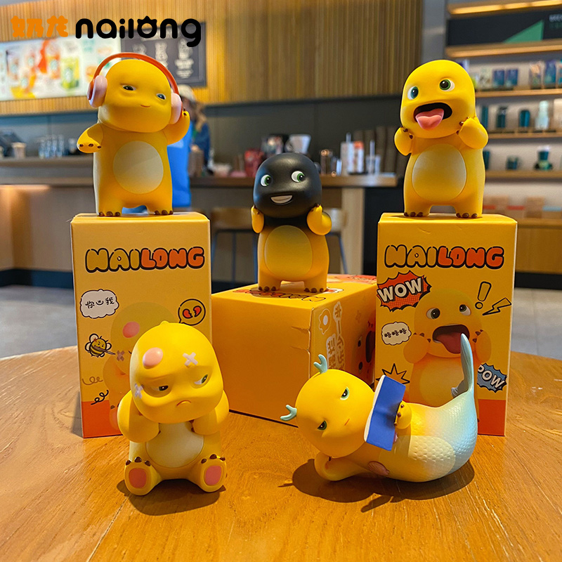 2024年新款潮玩奶龙车载摆件车内中控台汽车装饰品办公室桌面摆件