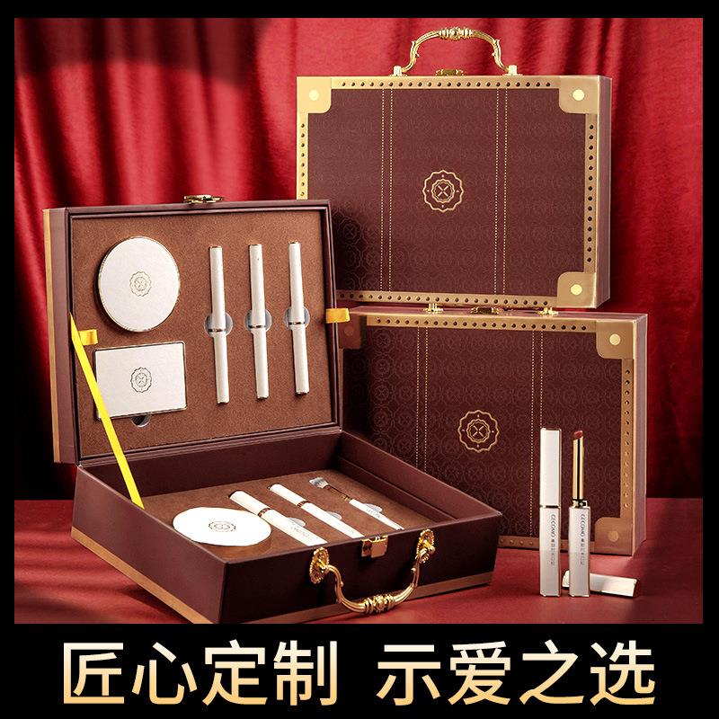 情人节礼物彩妆套盒倾心十件套彩妆节日礼盒口红气垫眉笔眼影眼线