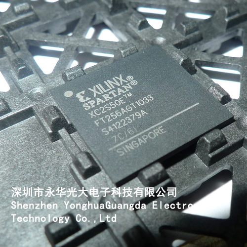 XC2S50E/XC2S50E-6FT256IIC