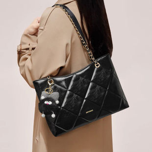 大气通勤菱格单肩斜挎大包 时尚 南风Chio2nd 柏林新梦托特包包女款