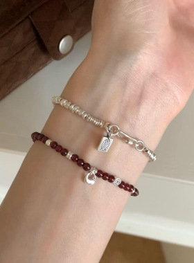 银坨坨925银石榴石钱币手串女2026新中式小众简约串珠手链礼物潮