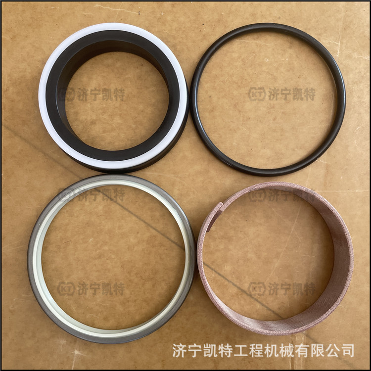 挖掘机 履带涨紧油缸密封 PC400/450挖机 底盘链条张紧黄油封