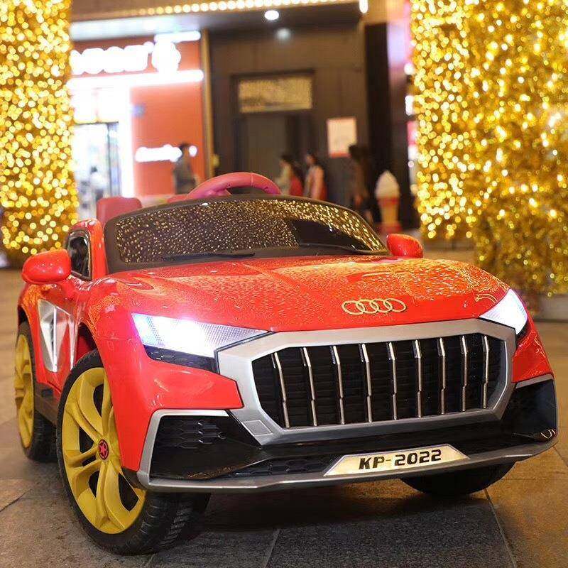 新儿童电动车跑车四驱款双人坐LVC带遥控液晶仪汽表摆盘摇遥控