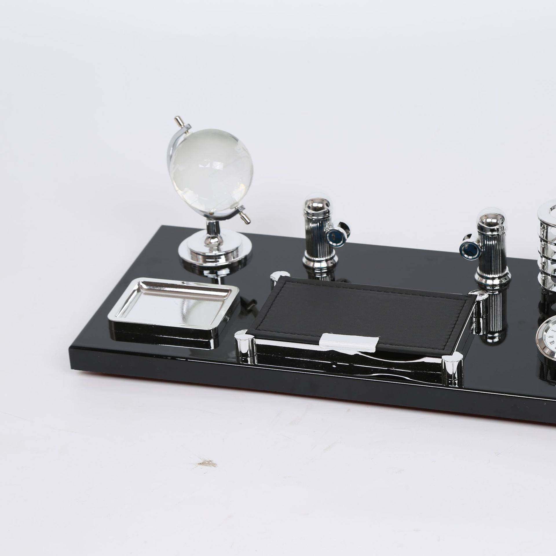 商务用晶风办公桌文台带笔XBY筒时钟水球摆台实摆件现货摆台,鲜花速递/花卉仿真/绿植园艺,其它园艺用品,淘宝优惠券,粉丝福利购,淘宝优惠卷
