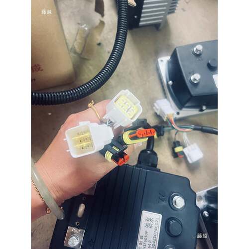 电动OTF叉渊车行走控制器泵控制器深控控制器杭州安油疌能制器