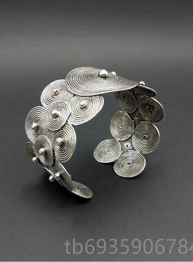 正品手苗银族质炼，覆古民族质手炼，个性霸气手炼，精致简约的手