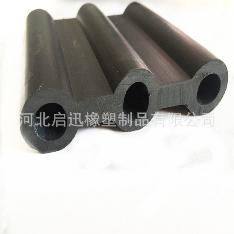 厂家批发碰碰车防撞橡胶条儿童游乐车防撞条密封条量大从优