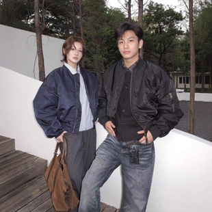 云屿川美式三色丝绒bomber夹克棉服ma1飞行员短宽版型冬季厚外套