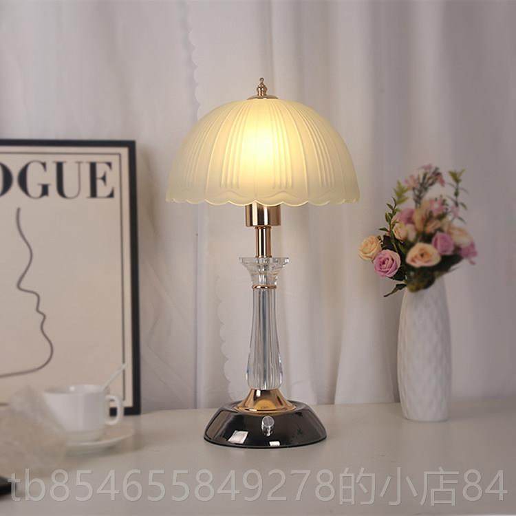 正品欧式室床头柜台灯现代个约创意性调卧光旋钮开关玻璃简灯罩台,家装灯饰光源,装饰台灯,淘宝优惠券,粉丝福利购,淘宝优惠卷