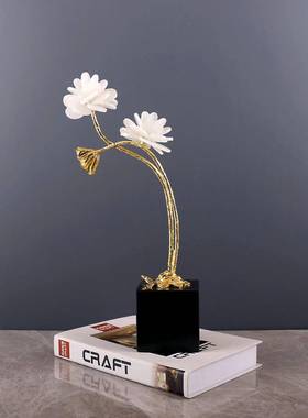 轻奢白色天然水晶花大理石底摆件客厅书房桌面家居装饰品工艺品