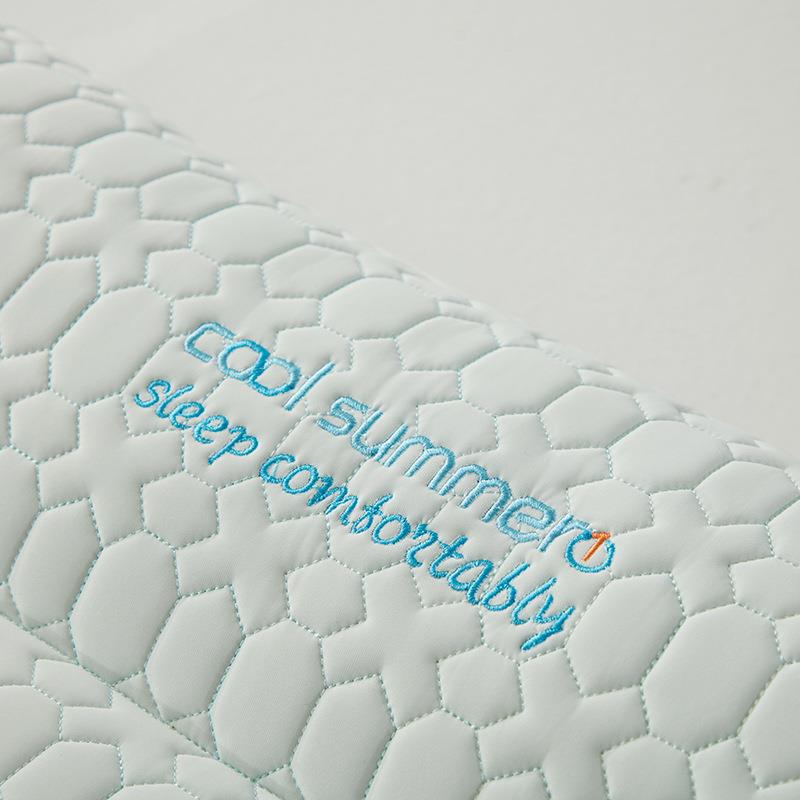 小冰皮凉乳枕枕头枕芯夏季冰丝枕头可水胶洗冰695爽料面家用成感