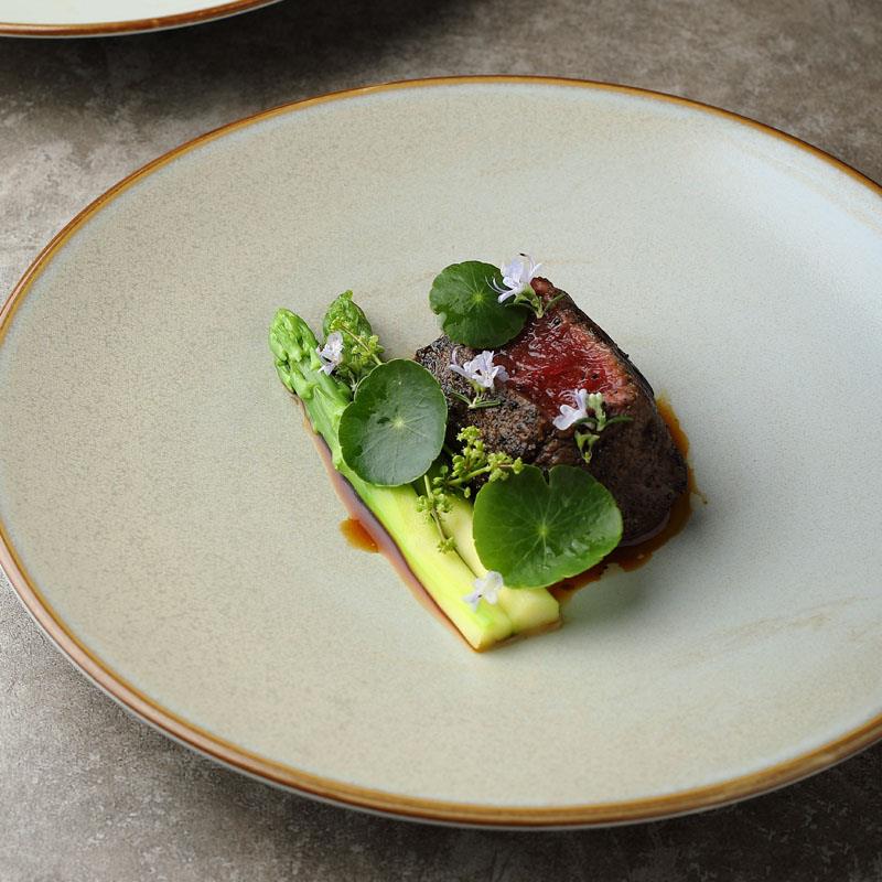 极简式排摆盘牛圆形西餐盘家面用简VAS约法创意餐厅主菜感意平盘