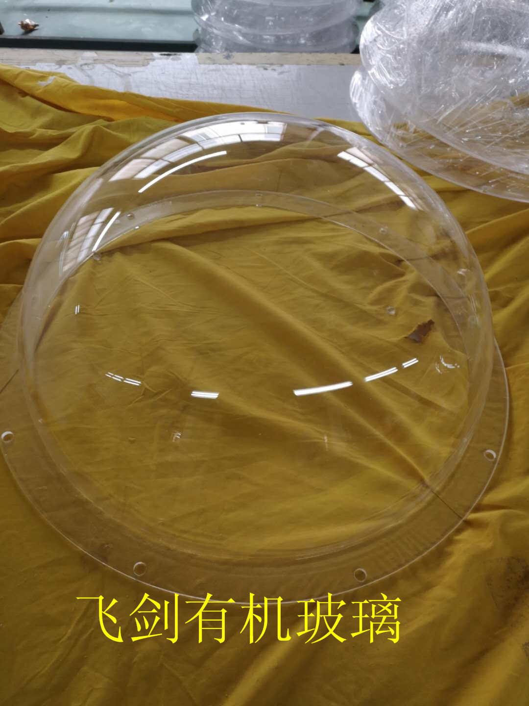 制作透明亚克力半圆球盖有