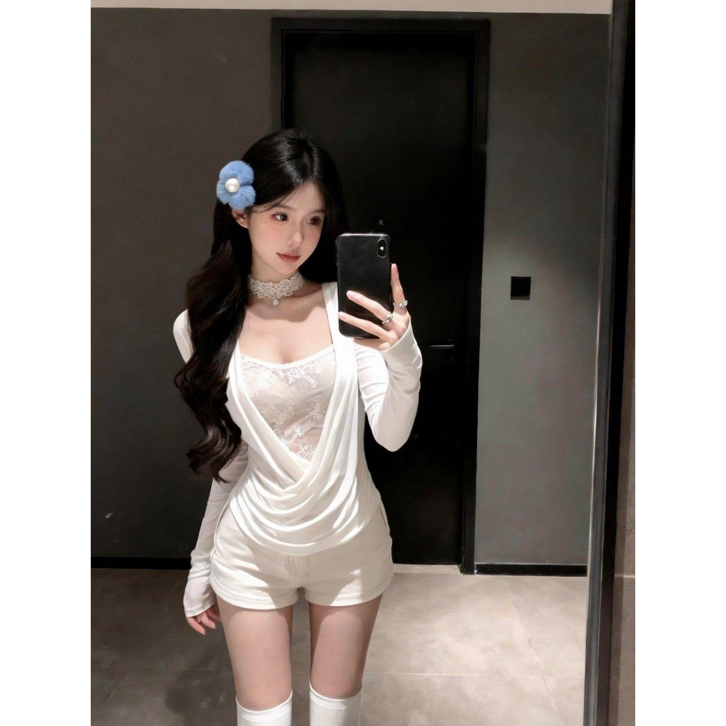 巨好看2026穿搭一整套纯欲白色蕾丝修身长袖上衣显瘦短裤两件套