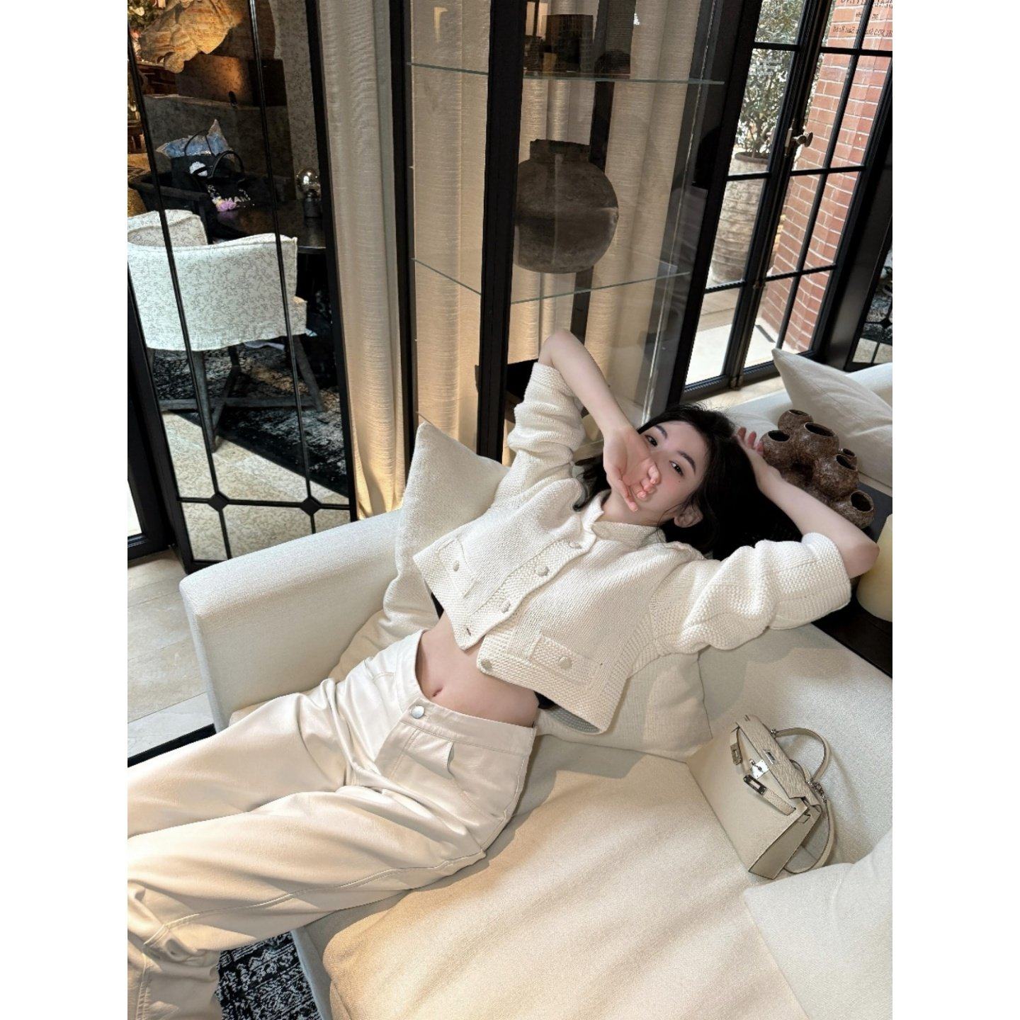 巨好看2026穿搭一整套简约韩系百搭短款针织外套高腰显瘦阔腿裤