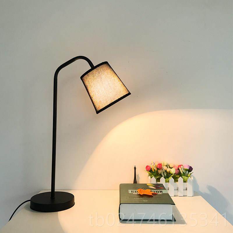 正品LE台灯护眼大学简现生代北欧宿舍书桌学习阅读灯D卧室床头约