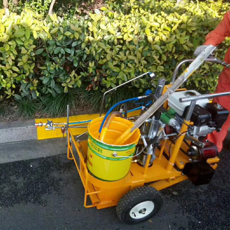 手推6L冷喷汽油划线机