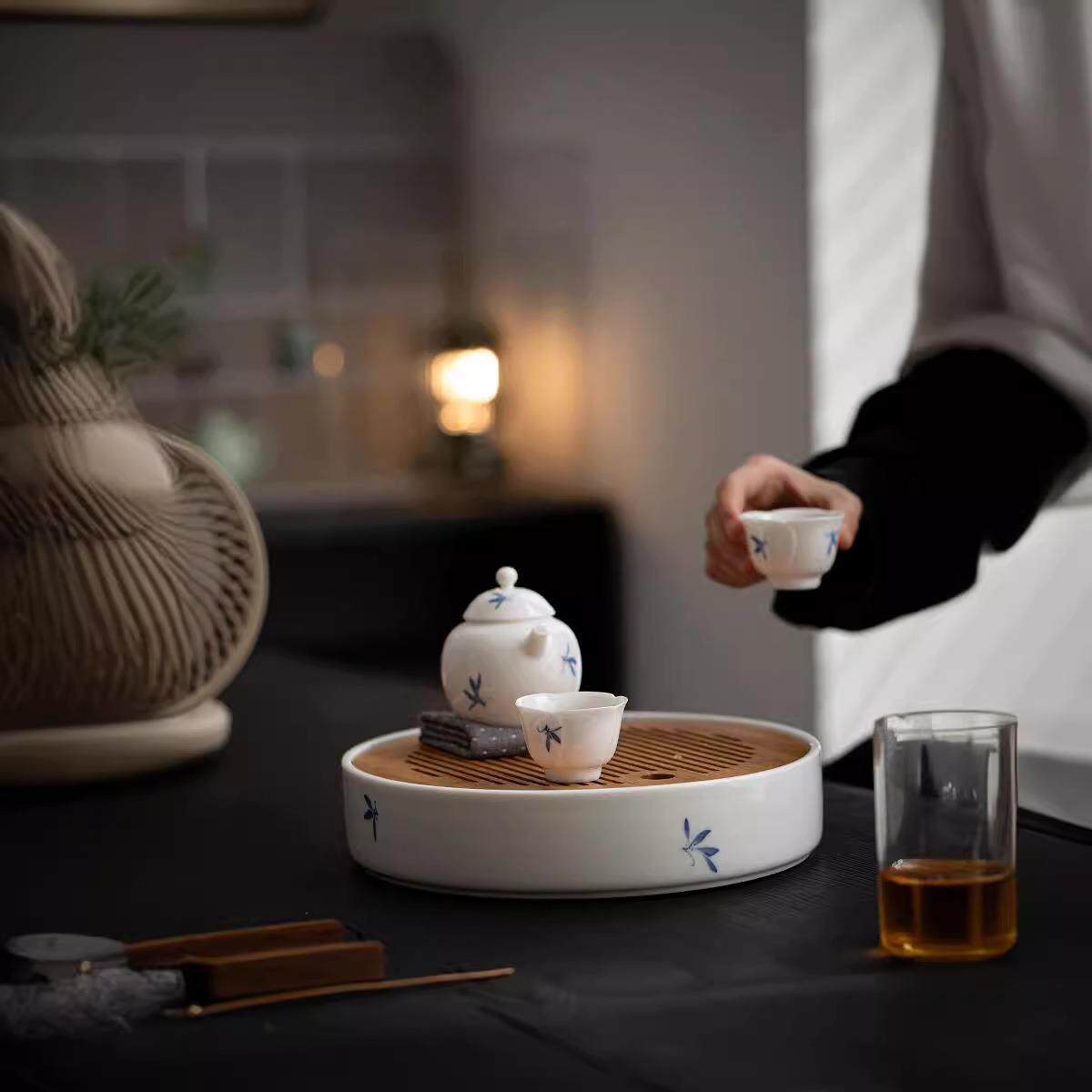 纯手陶绘蝴蝶兰茶盘家用轻奢现代62749干泡小盘型储水花式瓷竹板