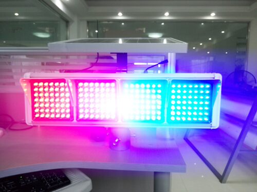 太阳能爆闪灯红蓝爆闪灯安全警示灯太阳能信号灯厂家直销品质保证