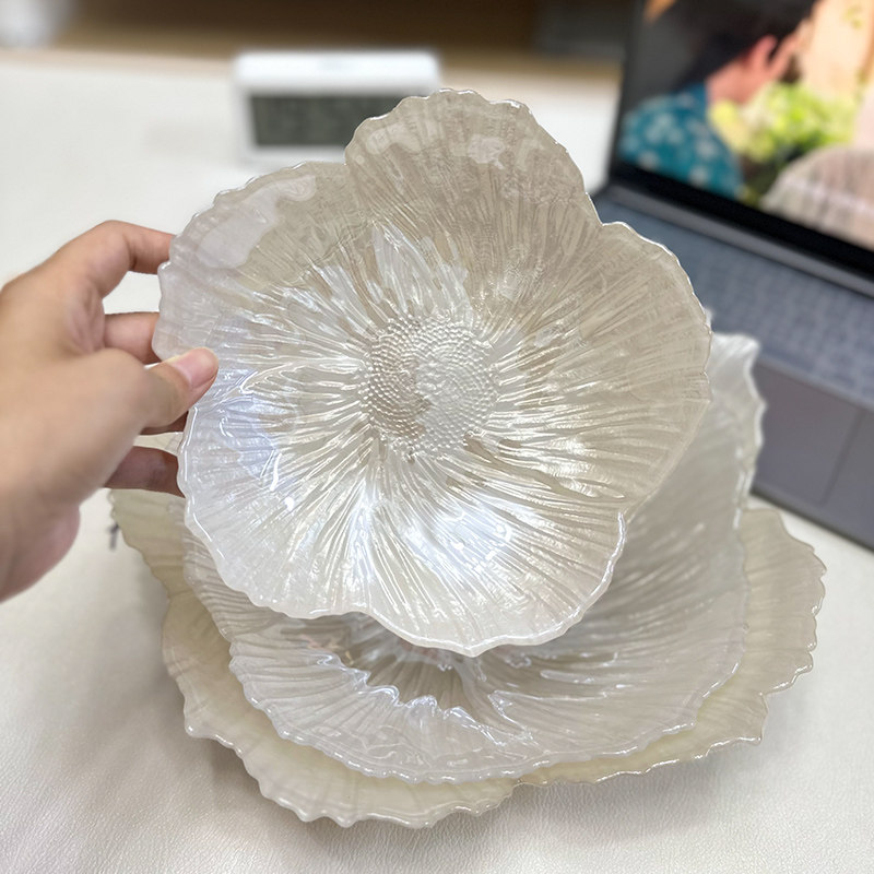 欧式花朵水晶玻璃水果盘家用零食糖果盘珠光白前台盘过节用水果盘