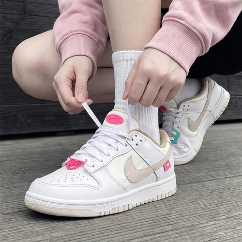 Nike耐克女鞋Dunk Low 轻便低帮休闲运动轻盈缓震板鞋DX6060-121