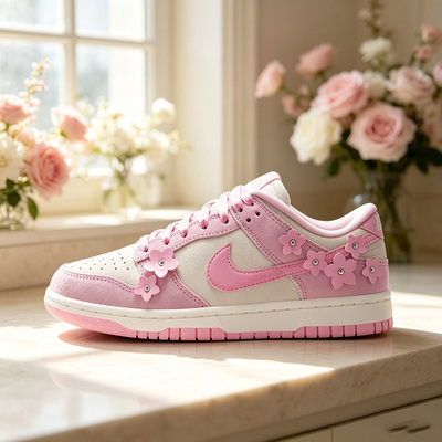 NIKE耐克女鞋新款DUNK LOW粉白低帮百搭板鞋休闲运动鞋IV4726-600