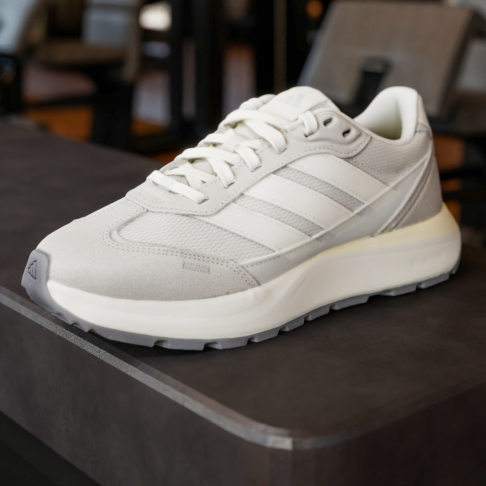 【大码】adidas阿迪达斯跑步鞋中性FUTRO COUPE运动休闲鞋KH6817