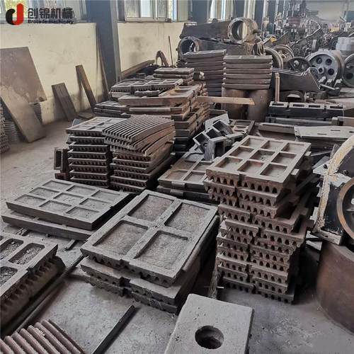 锰钢动静颚板 铸钢皮带轮飞轮 各型号鄂破板锤衬板