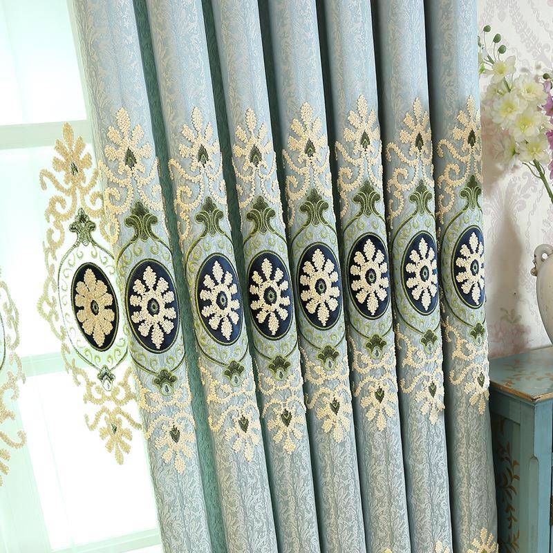 A129L宜居式5绣立体花雪尼尔遮光窗帘布成品客厅欧卧室落地窗窗纱