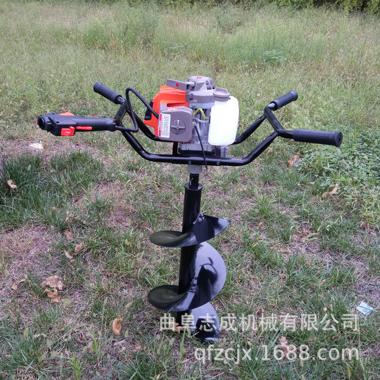 志成果树施肥挖坑机小型便携式汽油植树打眼机二冲程土地钻孔机