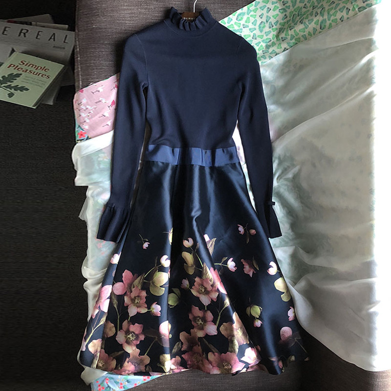 大码女装2021新款潮胖妹妹mm减龄穿搭藏肉针织拼接印花大摆连衣裙
