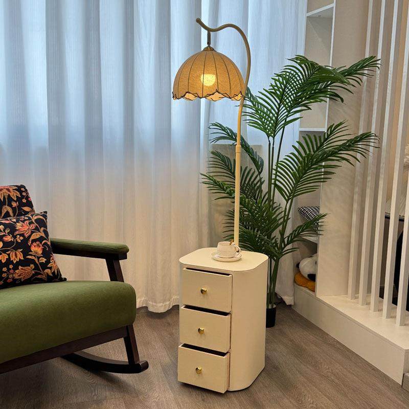 奶油风体床头卧室台灯柜带538屉一抽置物法式中古风客厅沙发旁落,家装灯饰光源,装饰落地灯,淘宝优惠券,粉丝福利购,淘宝优惠卷