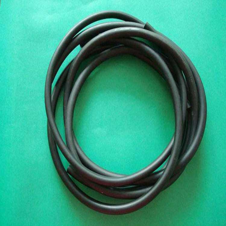 防火压花铝箔贴面橡塑管 防火保温橡塑管 吸音阻燃橡塑管
