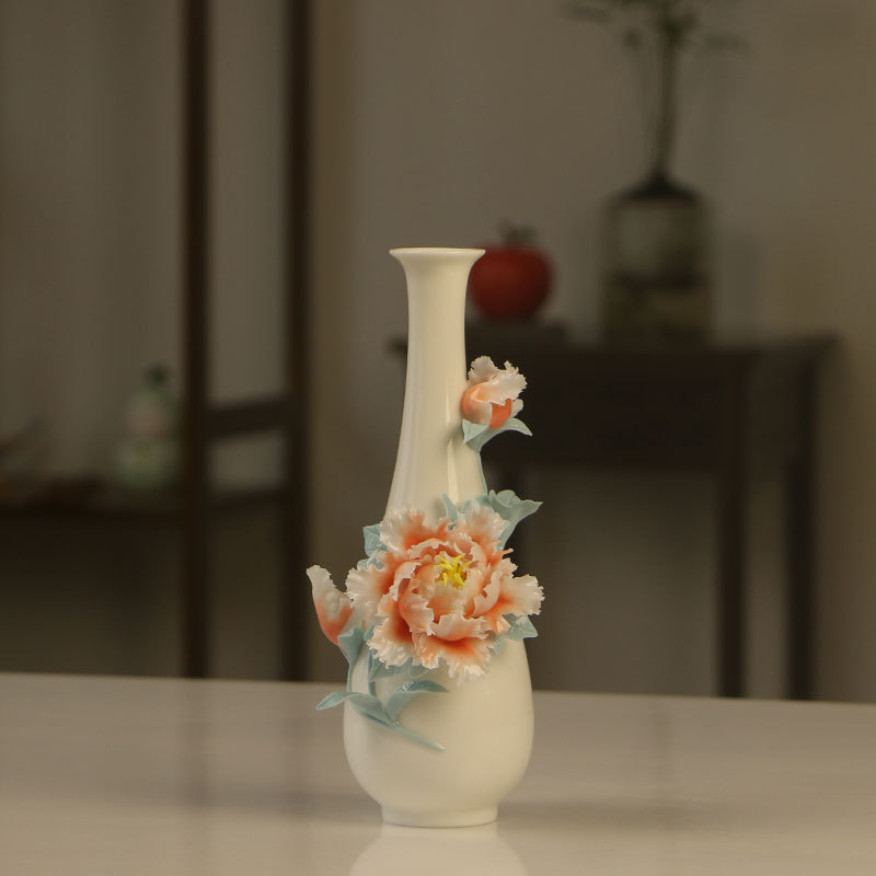 陶瓷手工捏花牡丹净瓶花瓶摆件