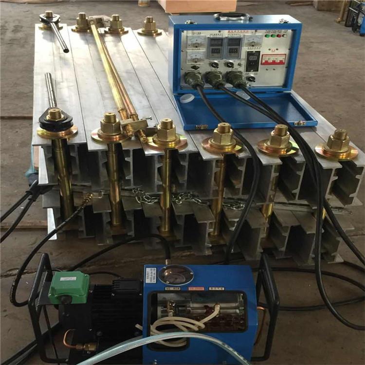 LB-7*10电动水压泵1.1KW硫化机加压泵380V便携式打压泵