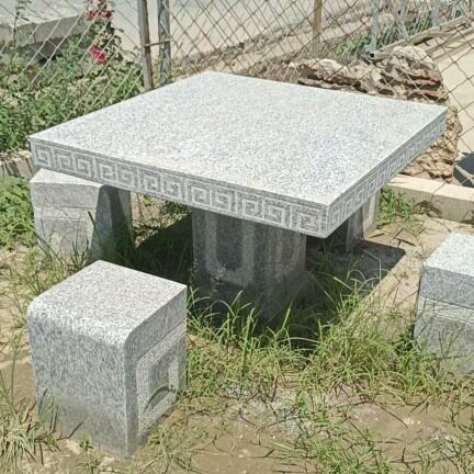 天然花岗岩石桌厚实耐用庭院