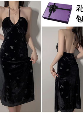 秘笺「礼盒装」法式纯欲深V挂脖睡裙丝绒性感露背诱惑家居服套装