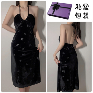 纯欲深V挂脖睡裙丝绒性感露背诱惑家居服套装 秘笺「礼盒装 」法式