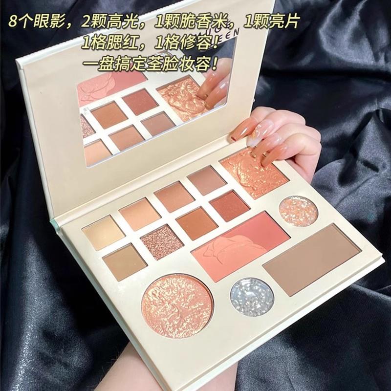 眼影盘2025新款日常淡妆彩色多色系哑光大地色腮红高光修容三合一