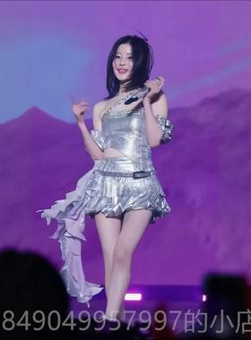 高档郑雅娴款银色技感套装演同出服kpop女团歌ASA同款爵士科舞打