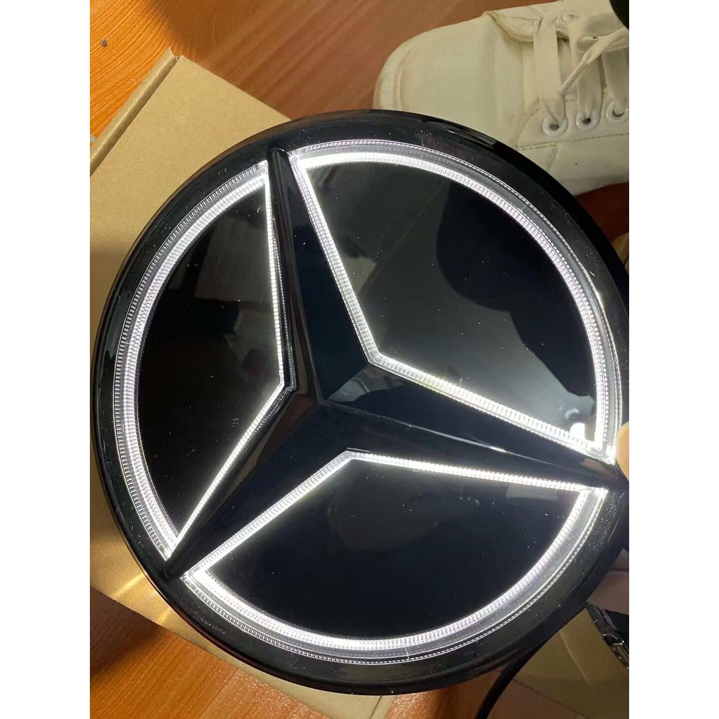 奔驰改装发光灯标LED中网大标A B C E S GLK ML GLCGLE级镜面车标