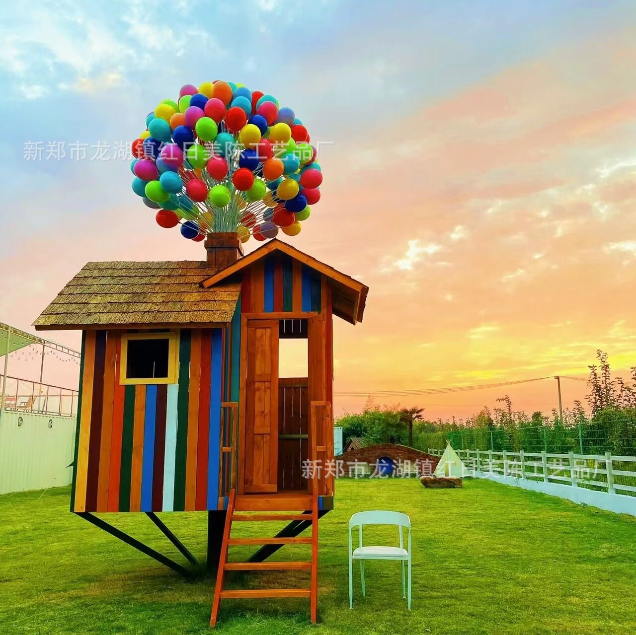 网红木质气球小屋景观道具直销