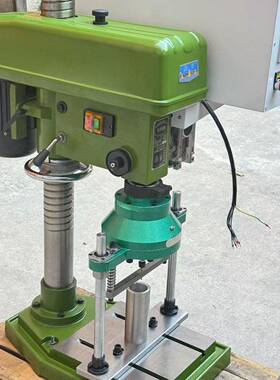 数控钻床轴打孔多丝台钻改攻数钻RWQ控工装夹具攻一体机五金设备